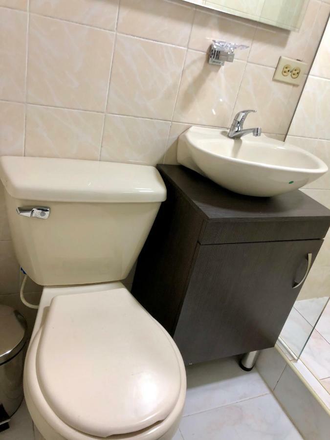 Aloha Hostel Bogota Ngoại thất bức ảnh
