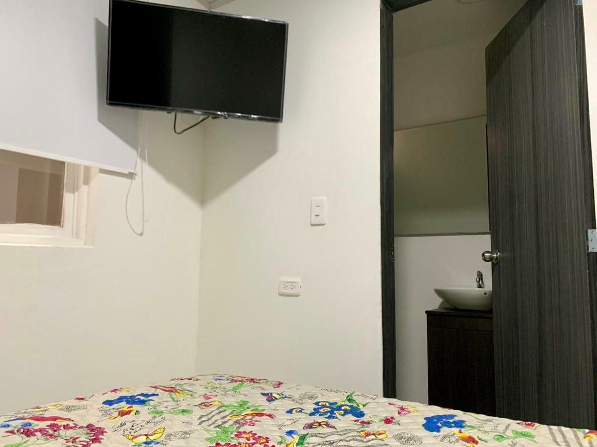 Aloha Hostel Bogota Ngoại thất bức ảnh